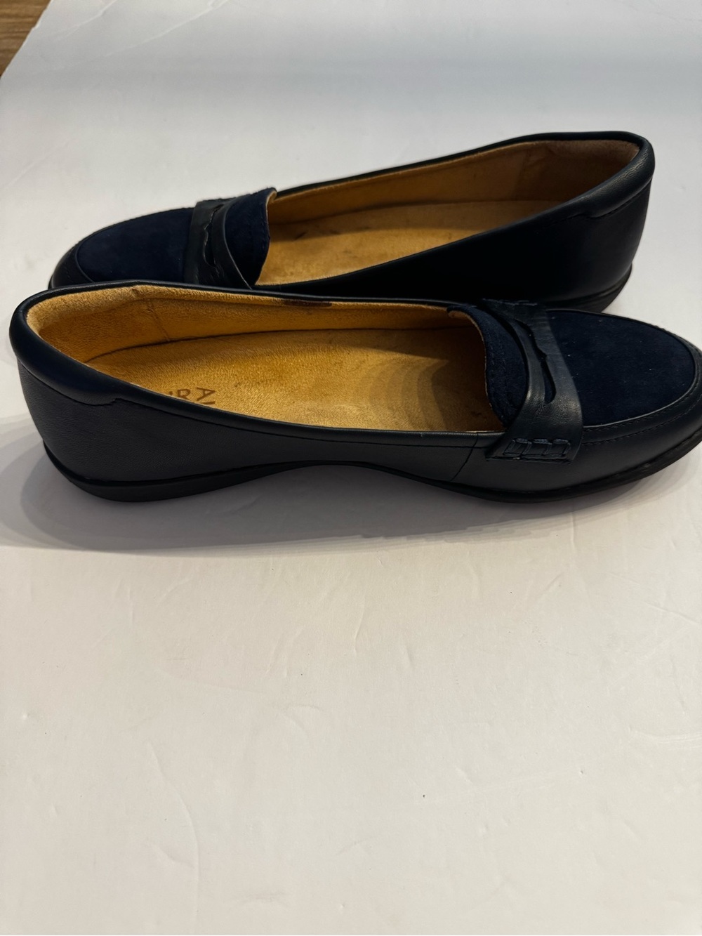 Naturalizer Finley Loafers Flat Slip one Navy Suede and Leather size 8.5 - Picture 6 of 10
